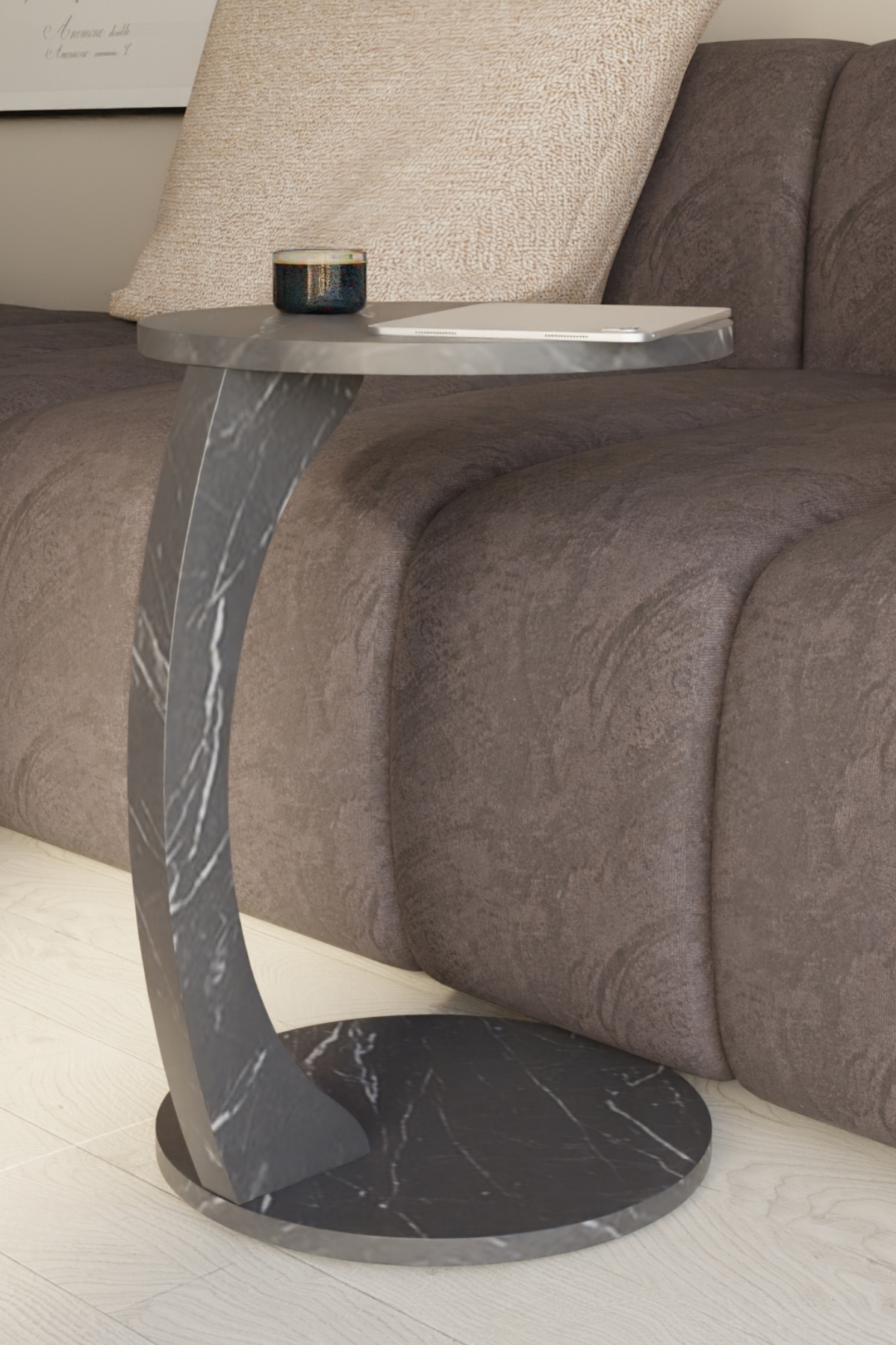 Table d’Appoint en Forme C avec Roulettes – Effet Marbre Noir